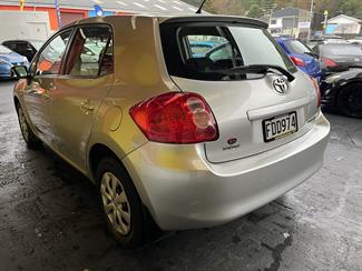 2009 Toyota Corolla - Thumbnail