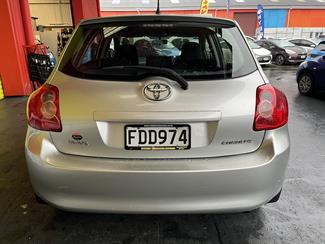 2009 Toyota Corolla - Thumbnail