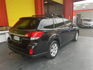 2009 Subaru Outback - Thumbnail