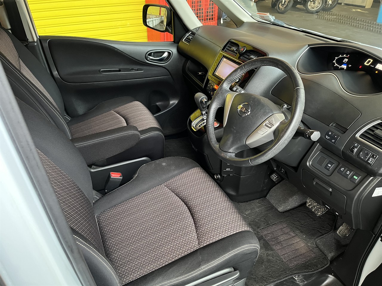 2014 Nissan Serena
