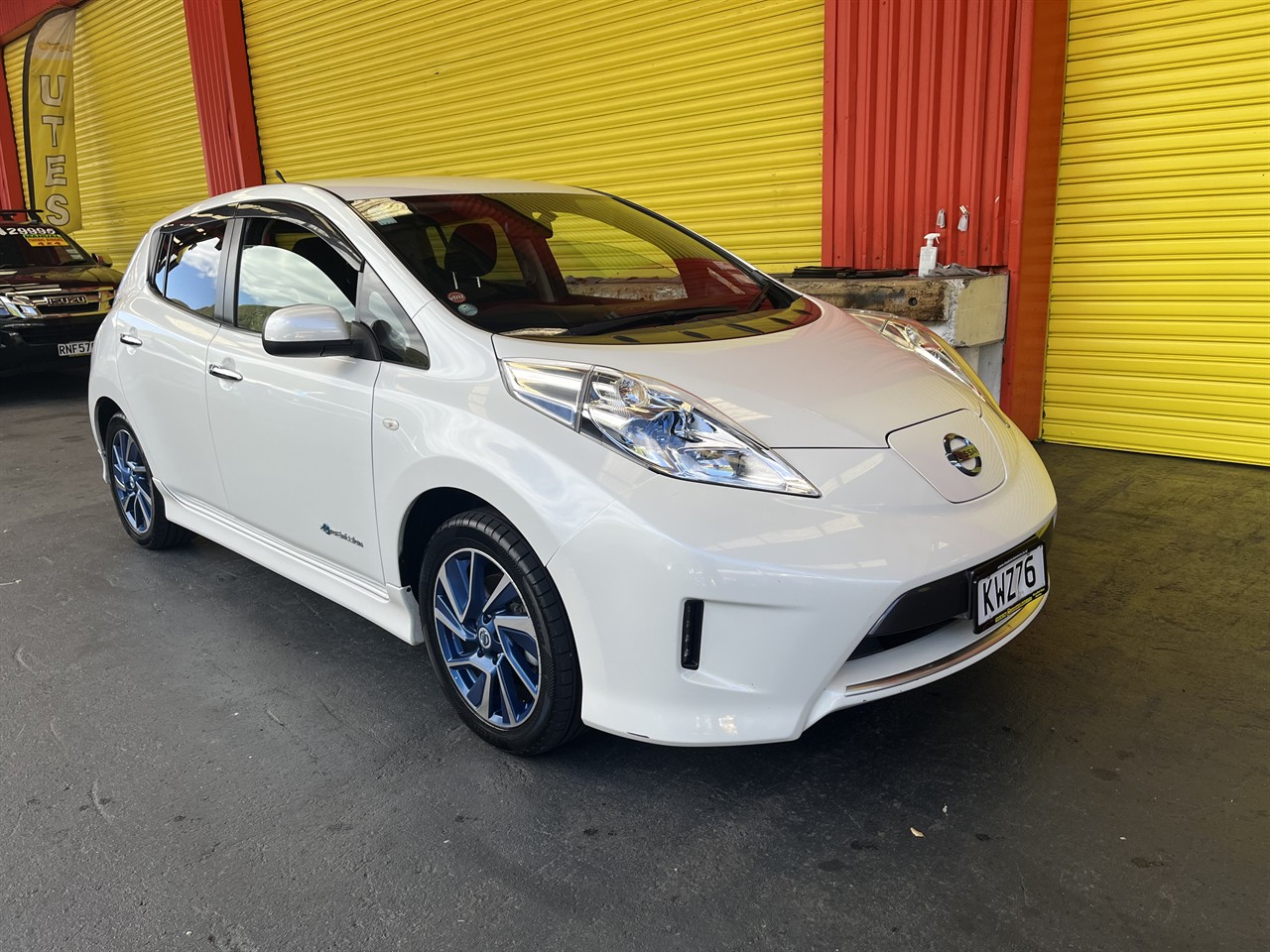 2014 Nissan LEAF