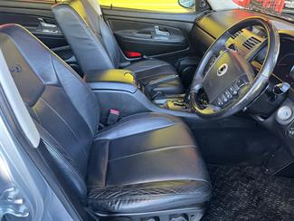 2012 Ssangyong rexton - Thumbnail