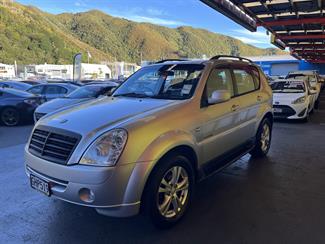 2012 Ssangyong rexton - Thumbnail