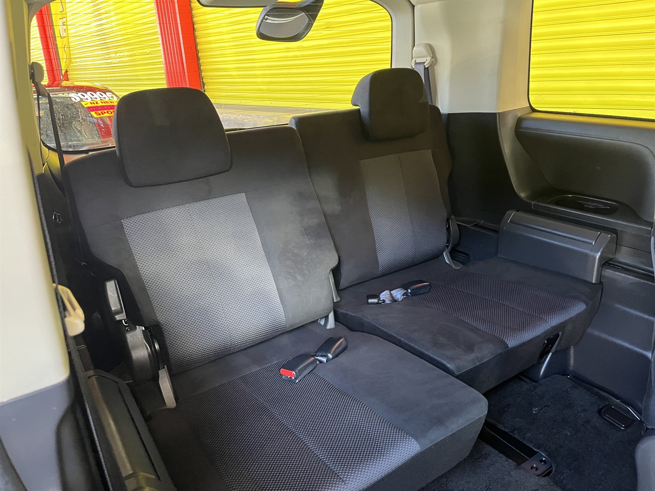 2013 Mitsubishi DELICA