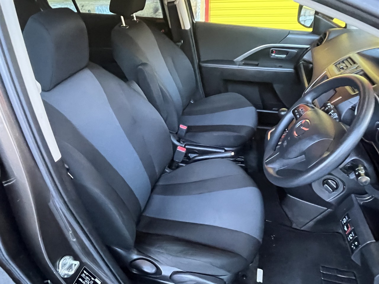 2016 Mazda Premacy