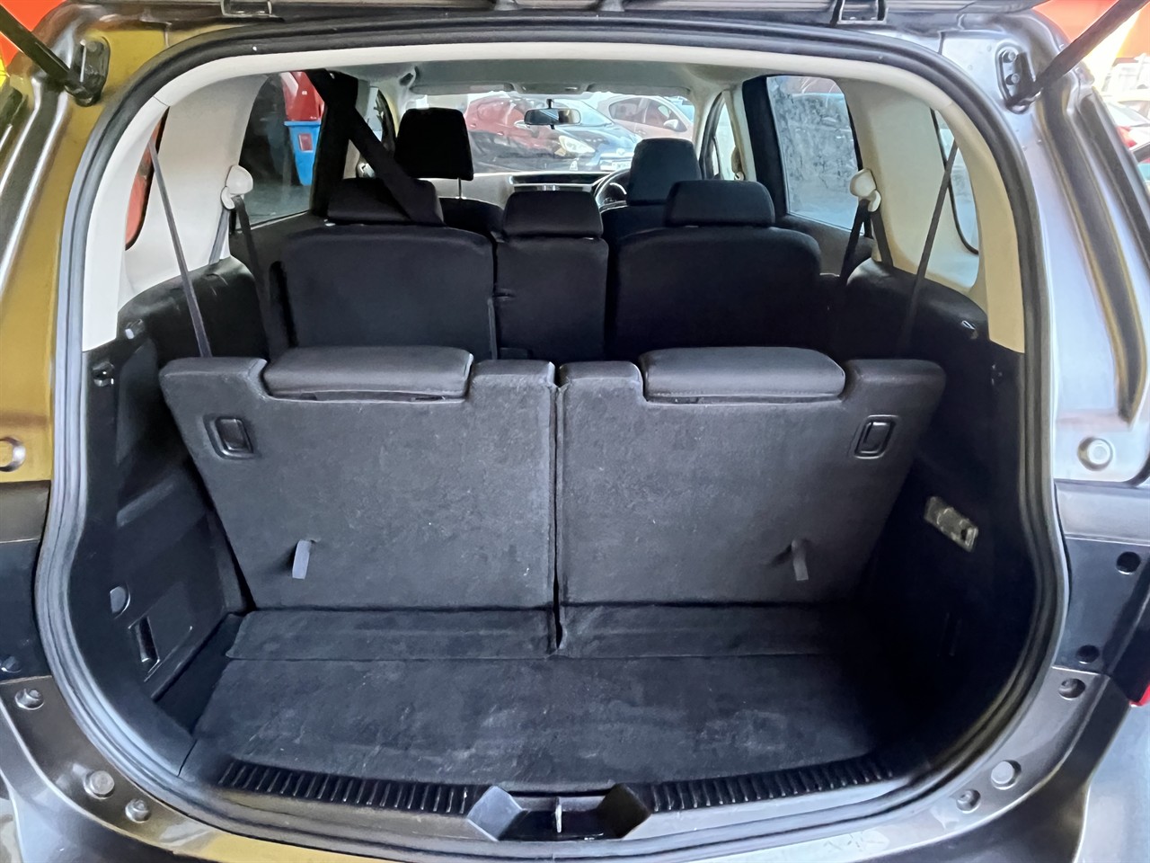2016 Mazda Premacy