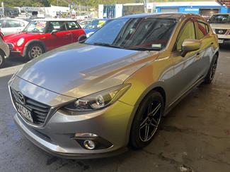 2013 Mazda Axela - Thumbnail