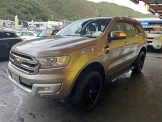 2016 Ford Everest - Thumbnail
