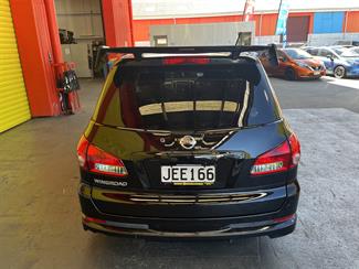 2005 Nissan Wingroad - Thumbnail