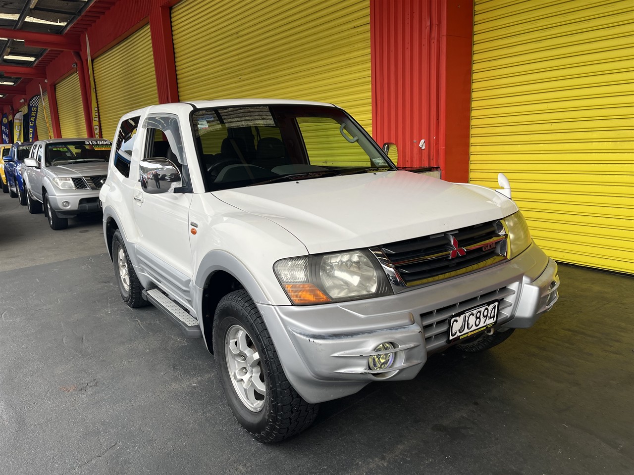 1999 Mitsubishi Pajero