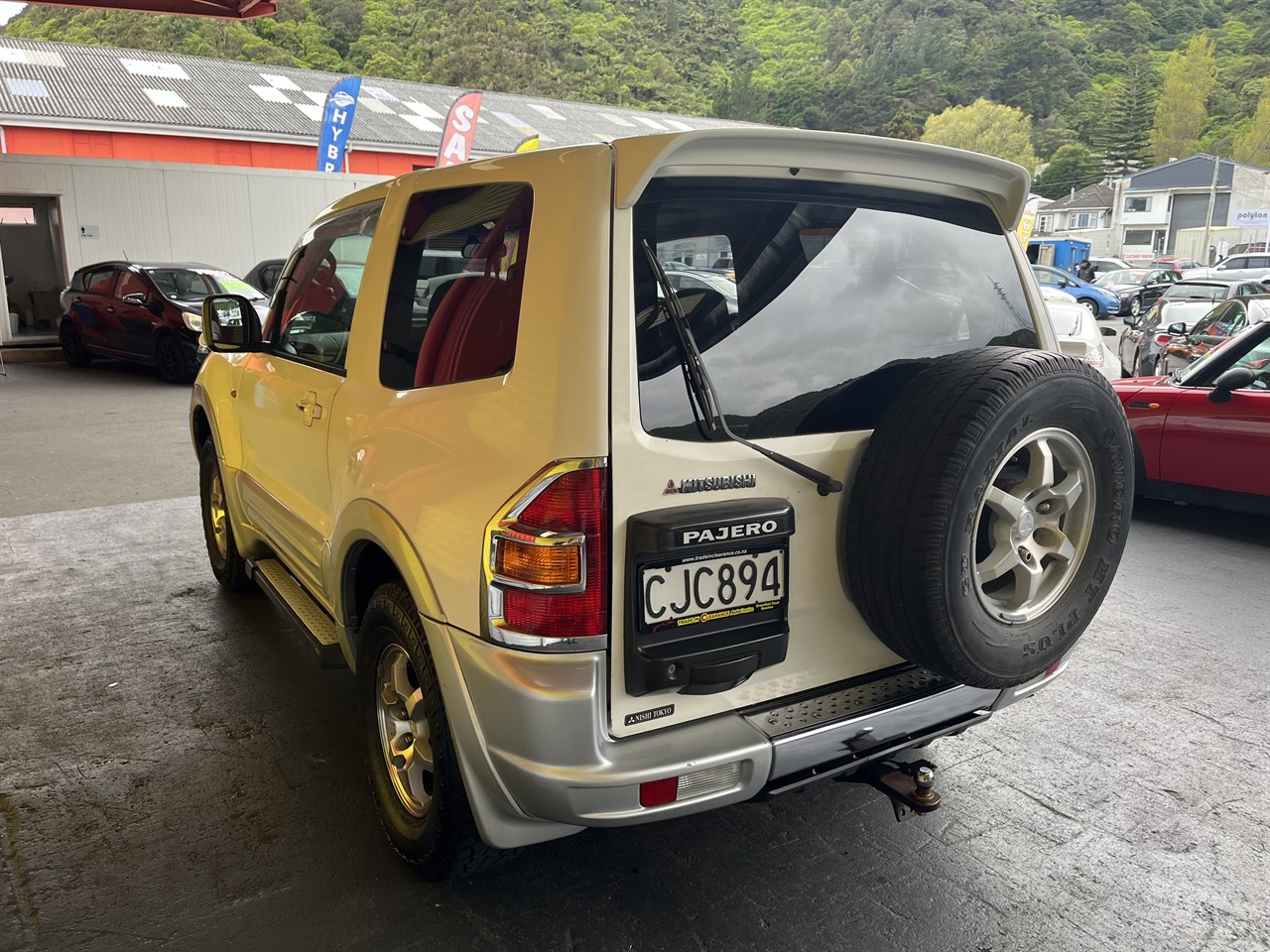 1999 Mitsubishi Pajero