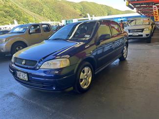2004 Holden Astra - Thumbnail
