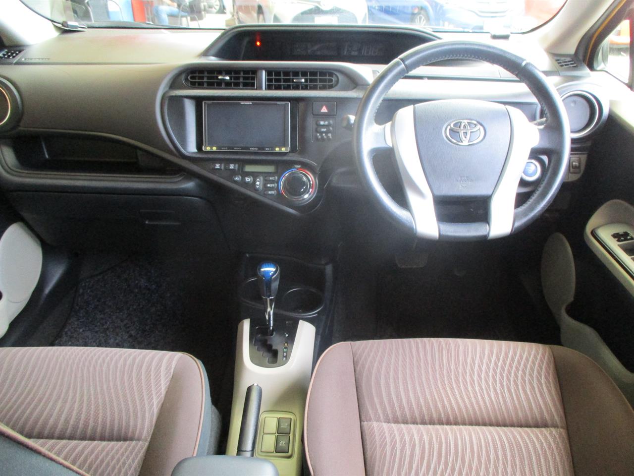 2013 Toyota AQUA