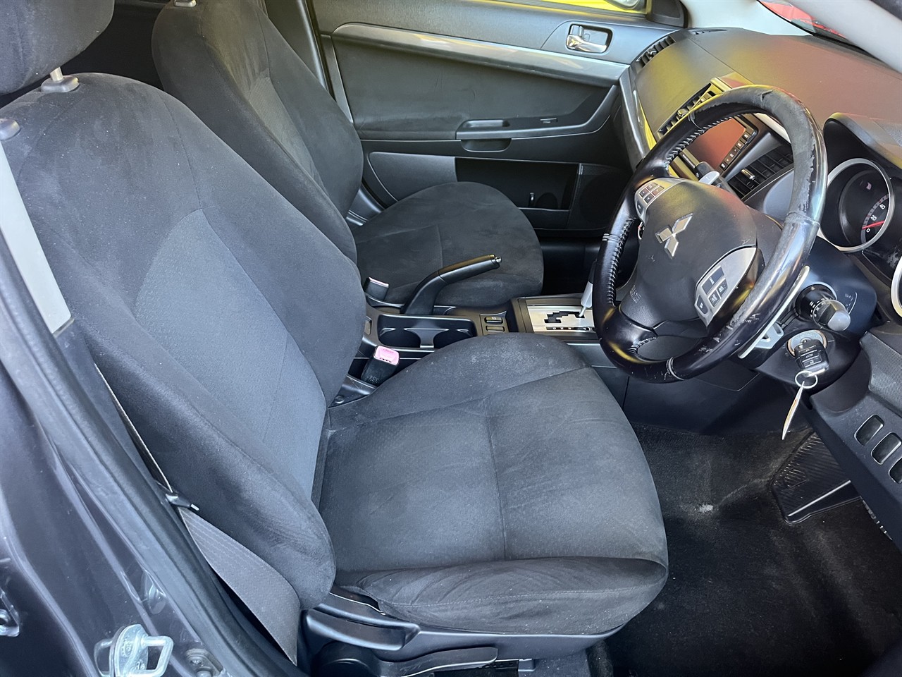 2007 Mitsubishi Galant