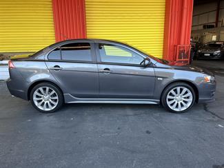 2007 Mitsubishi Galant - Thumbnail