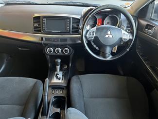 2007 Mitsubishi Galant - Thumbnail