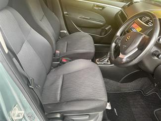 2010 Suzuki Swift - Thumbnail