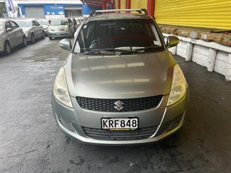 2010 Suzuki Swift - Thumbnail