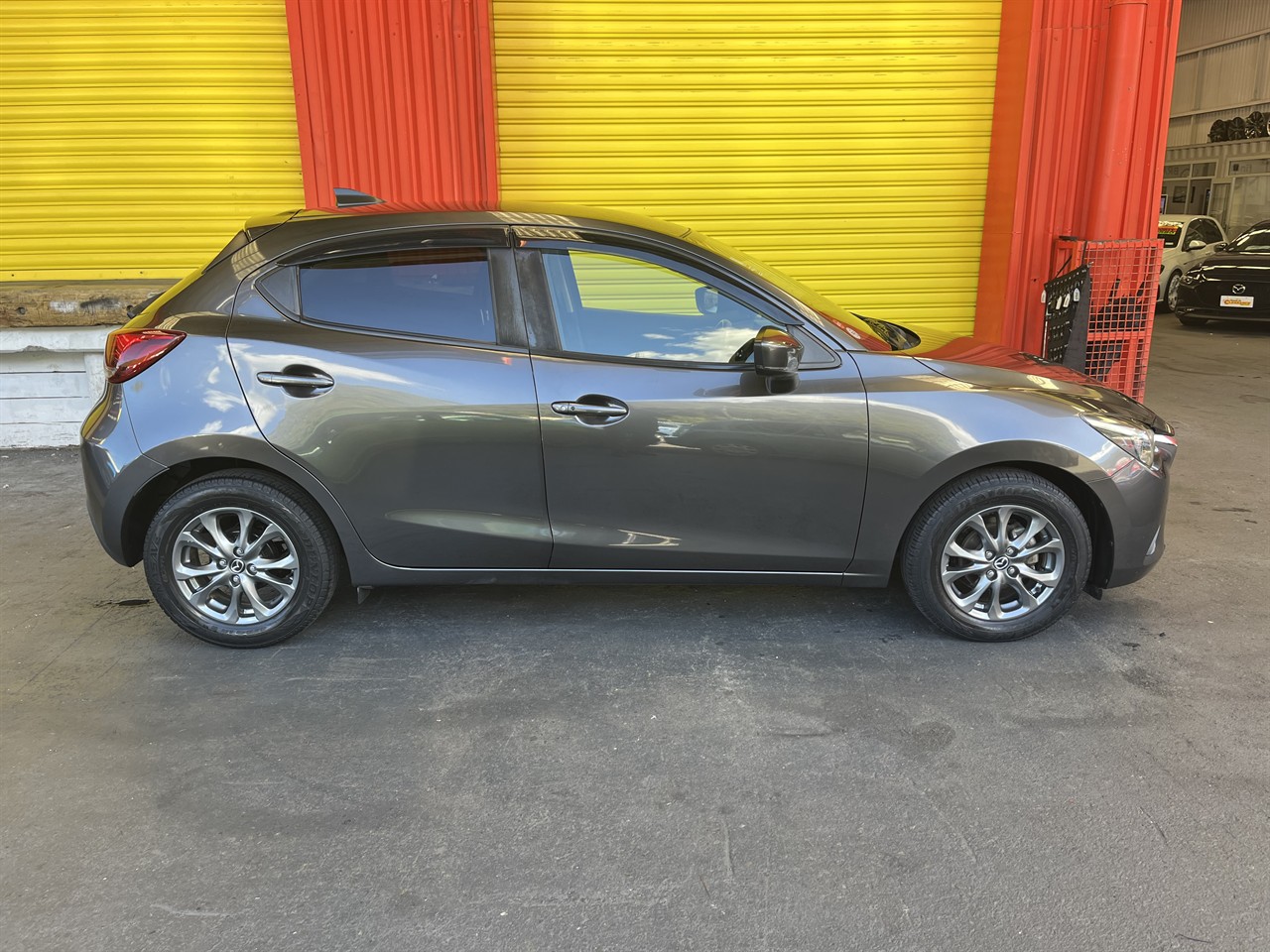2016 Mazda Demio