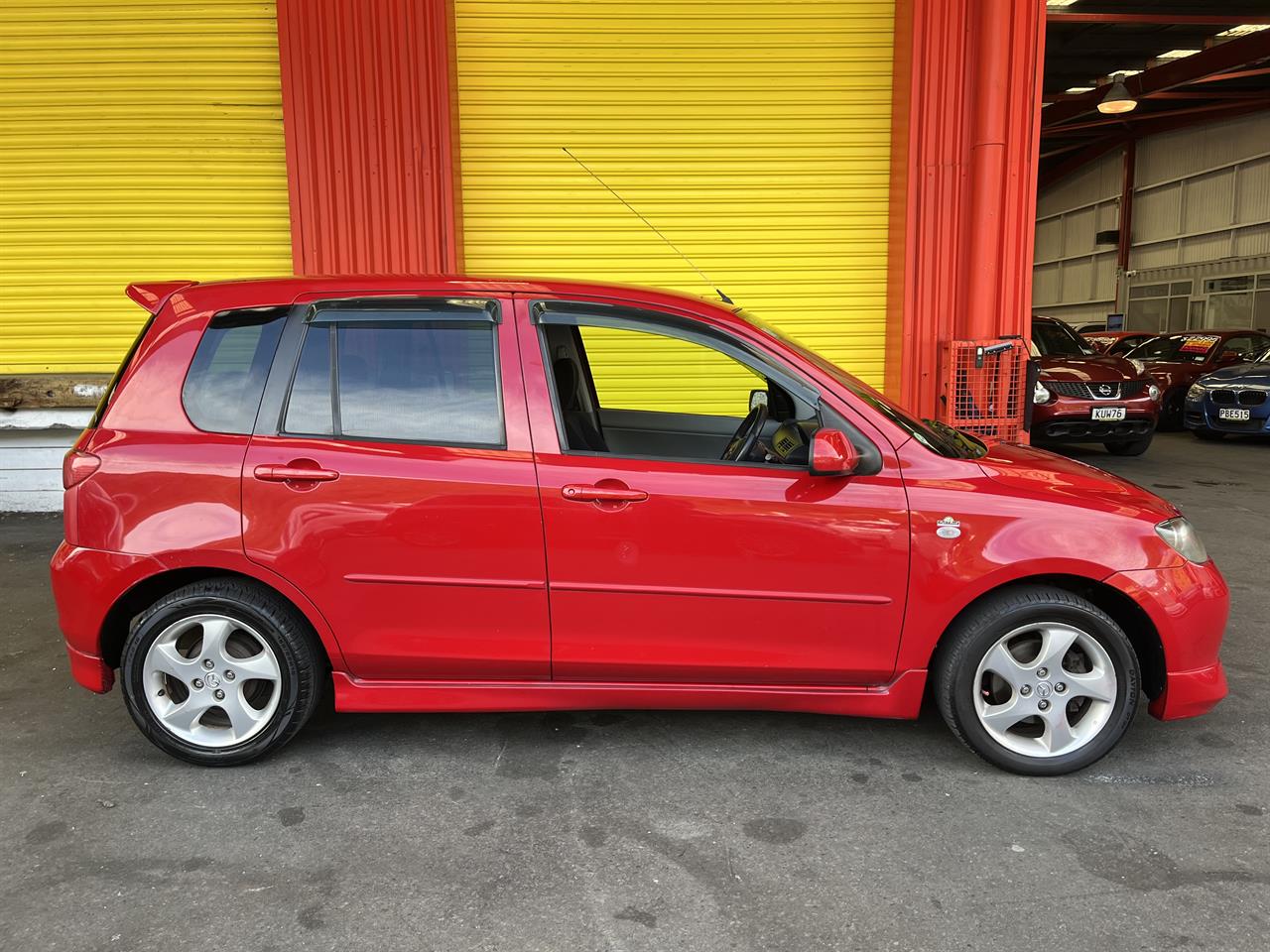 2003 Mazda Demio