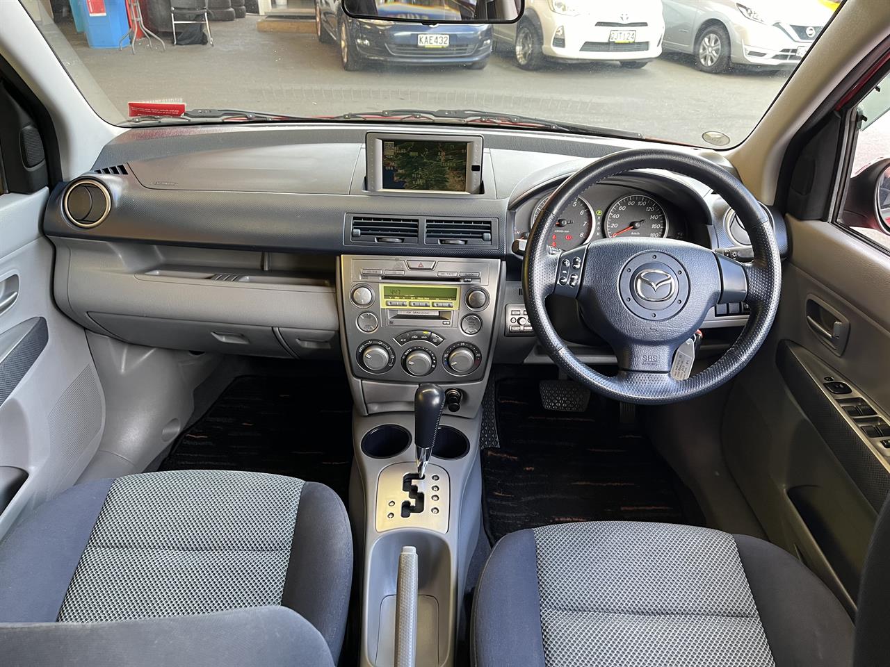 2003 Mazda Demio