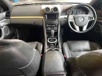 2012 Holden Commodore - Thumbnail