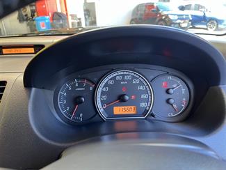 2010 Suzuki Swift - Thumbnail