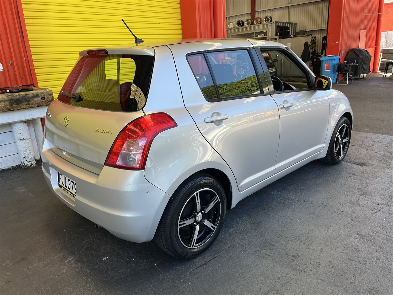2010 Suzuki Swift