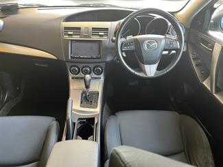 2010 Mazda Axela - Thumbnail