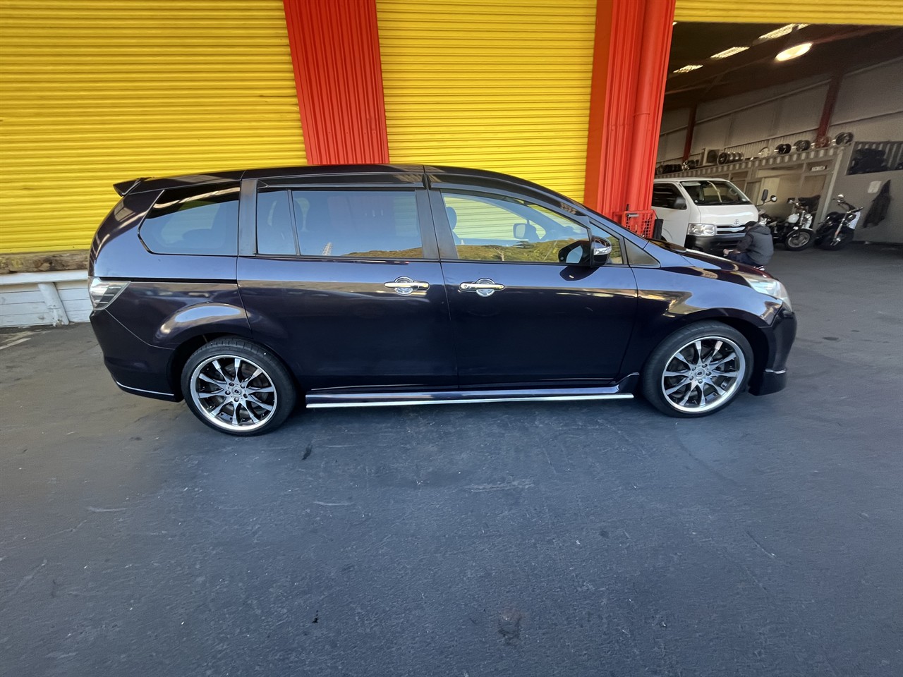 2007 Mazda MPV