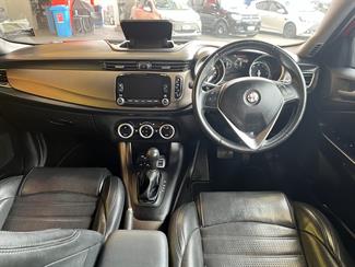 2015 Alfa Romeo Giulietta - Thumbnail