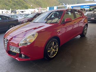 2015 Alfa Romeo Giulietta - Thumbnail