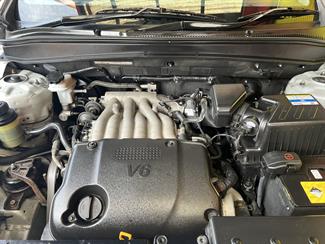 2009 Hyundai Santa Fe - Thumbnail