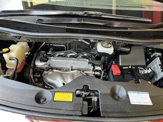 2012 Toyota Vellfire - Thumbnail