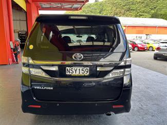 2012 Toyota Vellfire - Thumbnail