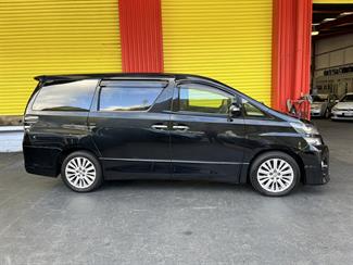2012 Toyota Vellfire - Thumbnail