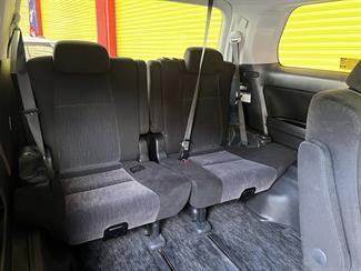 2012 Toyota Vellfire - Thumbnail