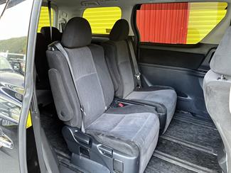 2012 Toyota Vellfire - Thumbnail