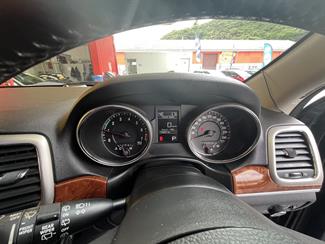 2012 Jeep Grand Cherokee - Thumbnail