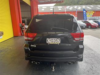 2012 Jeep Grand Cherokee - Thumbnail