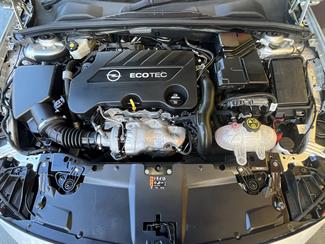 2017 Holden Commodore - Thumbnail