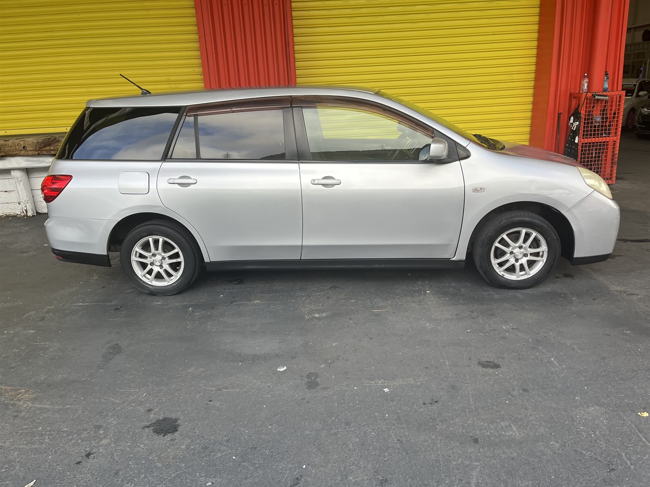 2006 Nissan Wingroad