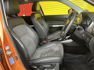 2015 Suzuki Vitara - Thumbnail