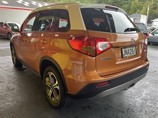 2015 Suzuki Vitara - Thumbnail