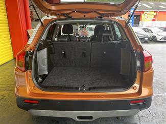 2015 Suzuki Vitara - Thumbnail