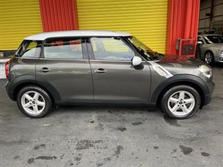 2013 Mini Cooper - Thumbnail