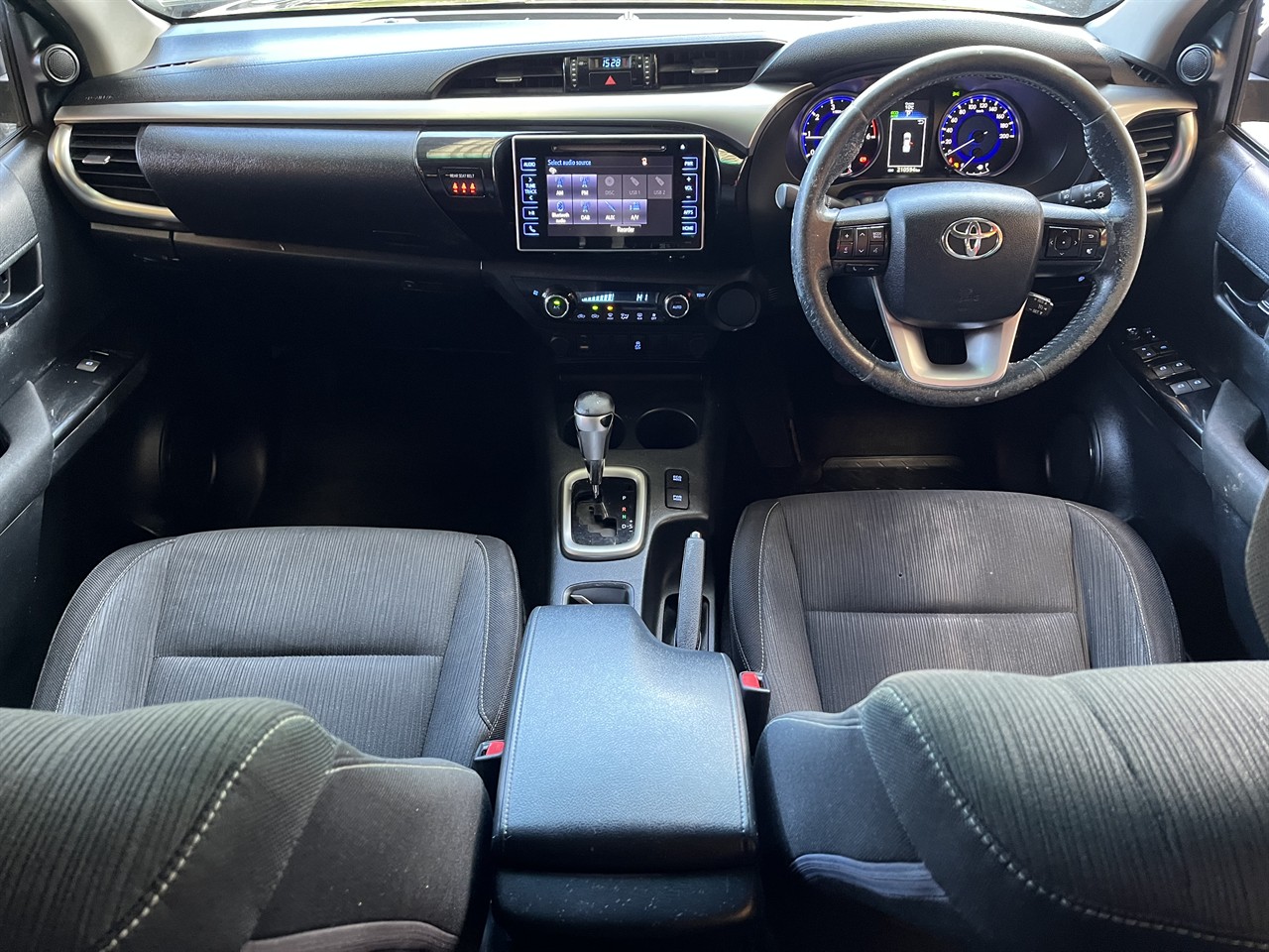 2017 Toyota Hilux