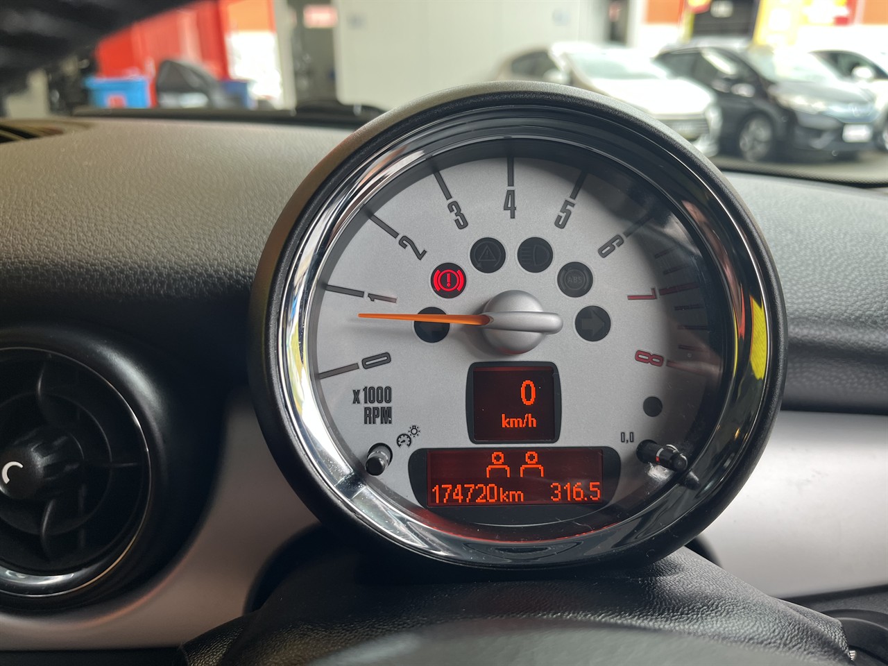 2010 BMW MINI