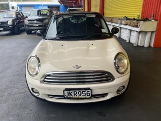 2010 BMW MINI - Thumbnail
