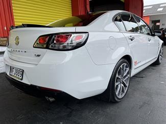 2016 Holden Commodore - Thumbnail